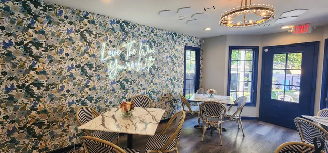 Something Splendid Gift Shop & Wine Bar