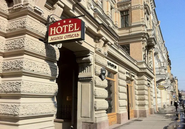 Sonata on Lomonosova