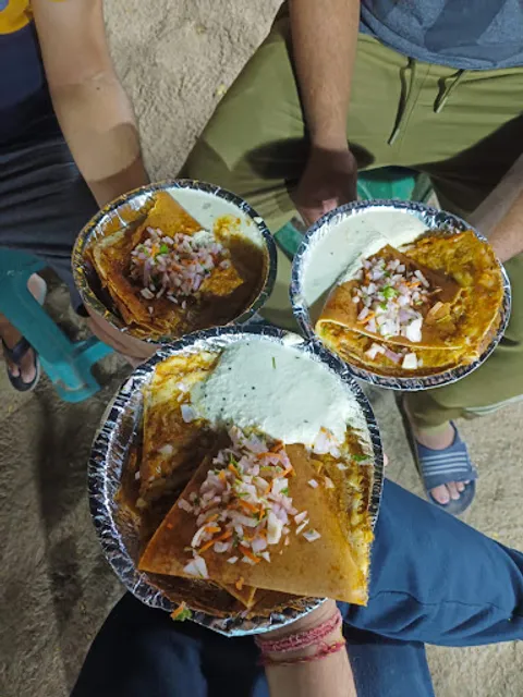 Lucky Tiffin Center (DLF)