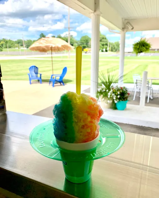 Tropical Sno Shaved Ice/ Rolling Roast Cold Brew Coffee