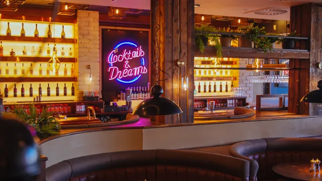 Bread Meats Bread Edinburgh Fort Kinnaird