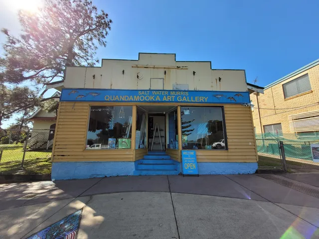 Salt Water Murris Quandamooka Aboriginal Art Gallery