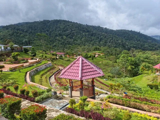 Kebun Raya Liwa