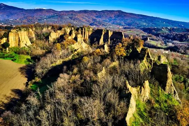 Le balze dell'acqua zolfina