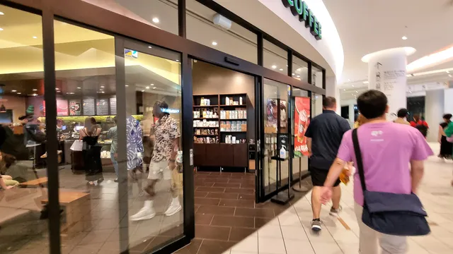 Starbucks Coffee - DiverCity Tokyo Plaza