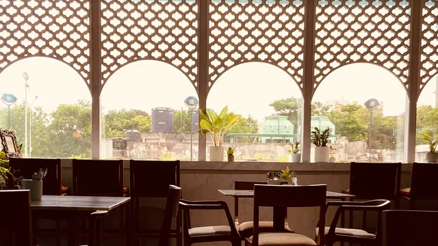 395 The Kafe Modern Cuisine