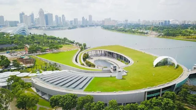 Marina Barrage