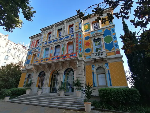 Hotel des Arts (Mediterranean Center of Art)