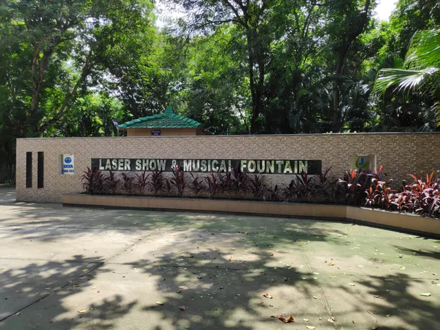 Laser Show And Musical Fountain