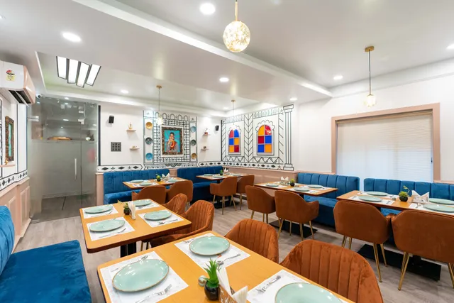 Kake Di Hatti - Since 1942 (Bhawanipur) Pure Veg