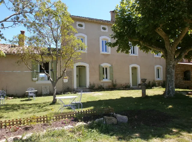 Chambres d'hôtes " Le Vallon des Palombes " à proximité des gorges du verdon