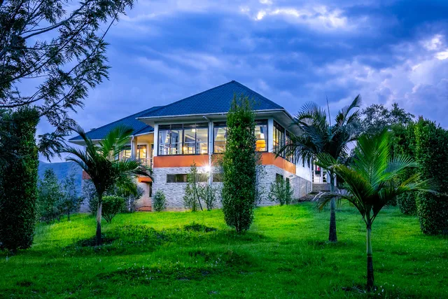 The Crested Crane Bwindi Hotel