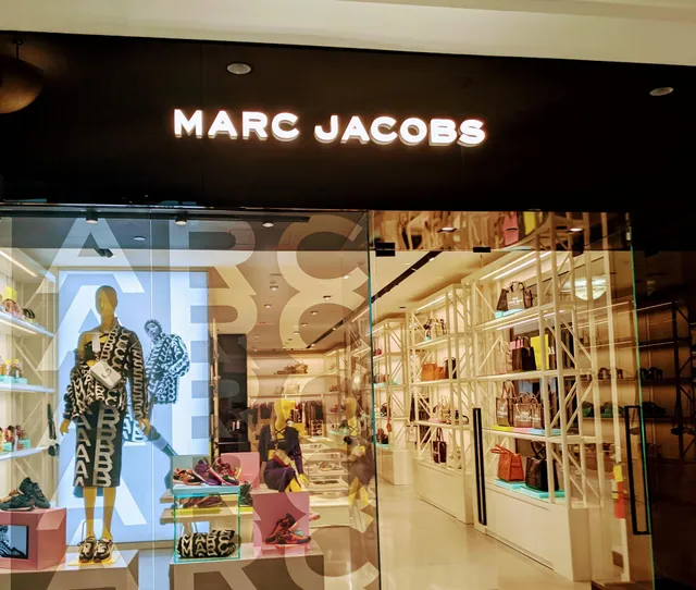Marc Jacobs - Lenox Square
