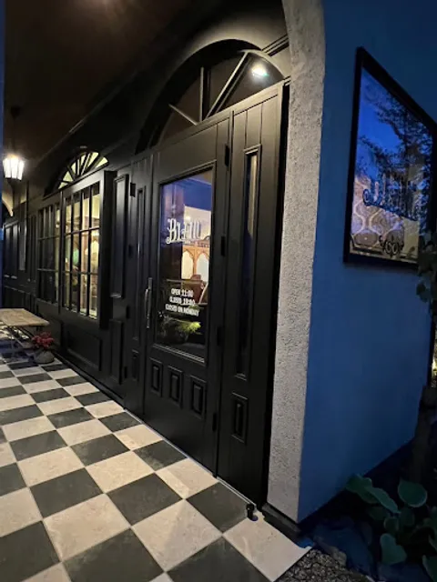 patisserie Cafe Blanc