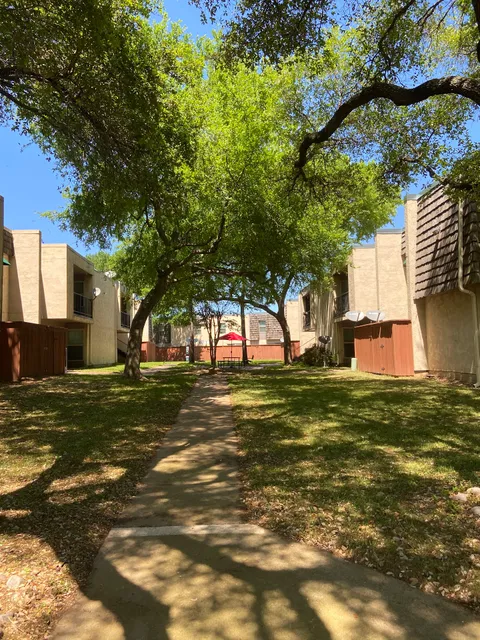 University Gardens Apartments