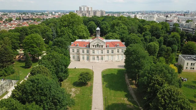 Château de Ladoucette