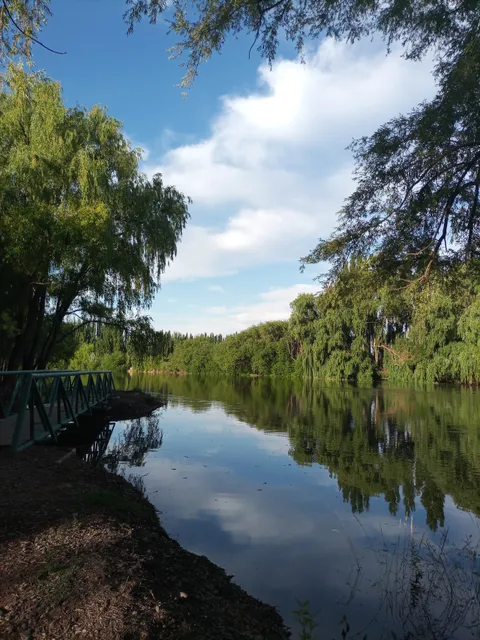 Paseo Costero Río Neuquén