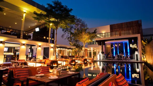 Loft Restaurant & Bar