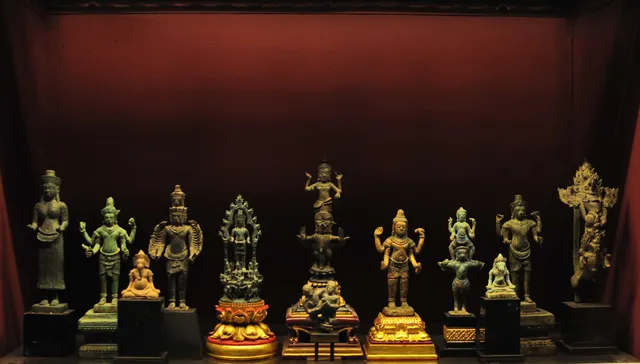 Buddhist art museum / พิพิธภัณฑ์พุทธศิลปะ หนองปรือ