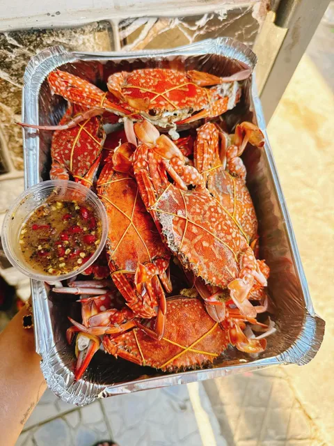 Mắt nâu_hải sản tươi sống