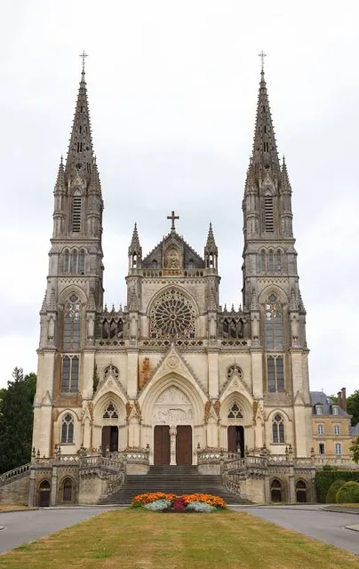 Basilique Notre-Dame de Montligeon