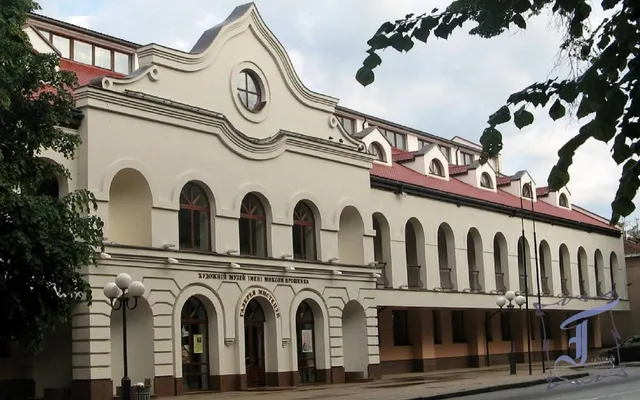 Poltava Art Museum