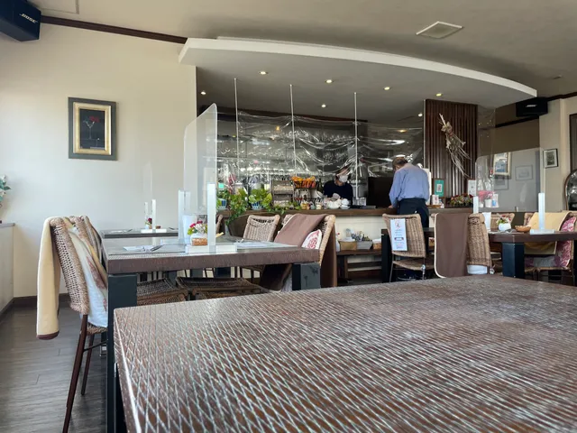 Dining cafe la Paletta