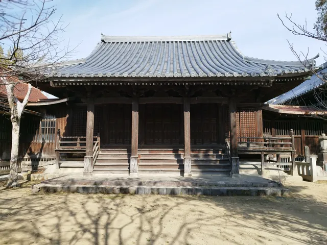 Yakuomitsukuji Tokoin Temple Ruins