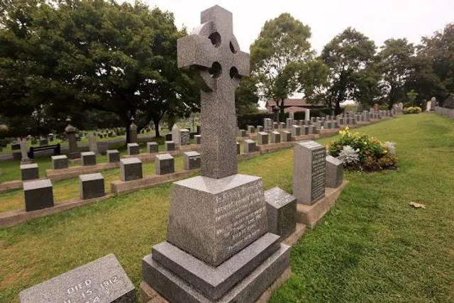 Fairview Lawn Cemetery