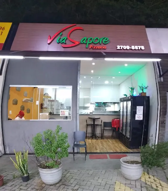 Via Sapore Pizzaria