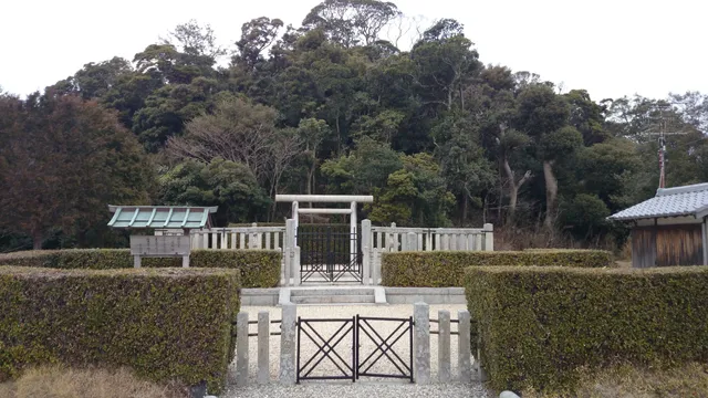 Emperor Junnin Mausoleum, Awaji