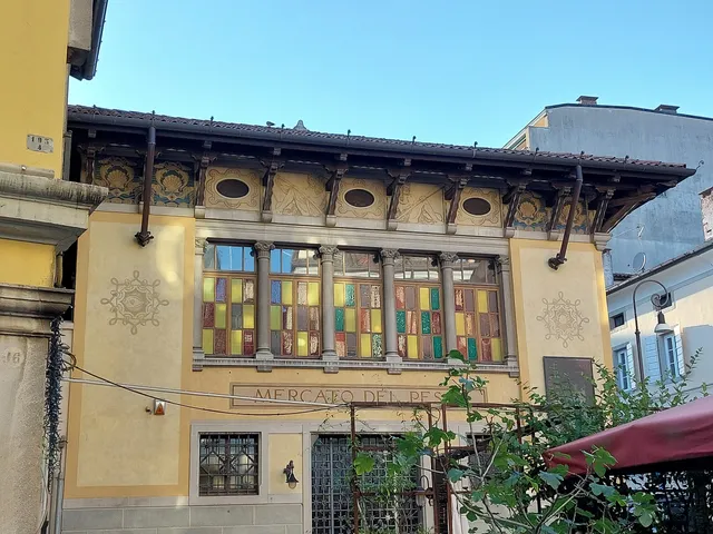 Galleria Tina Modotti (ex Mercato del pesce) (Civici Musei)