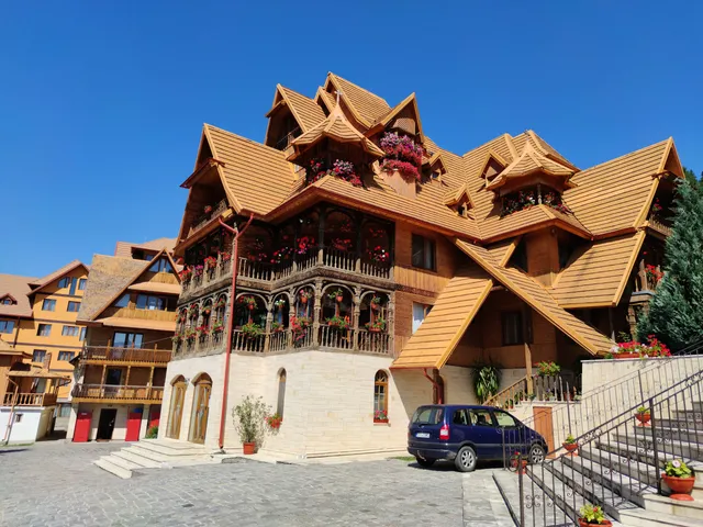 Mănăstirea Acoperământul Maicii Domnului