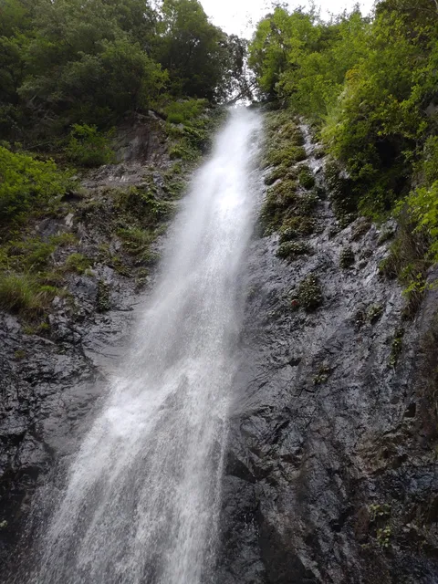 Ikazuchi Falls