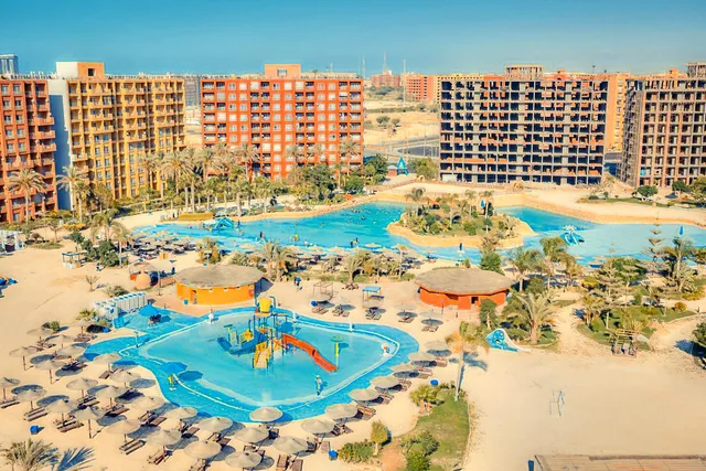 SEVEN SEASONS Hospitality at Porto Golf