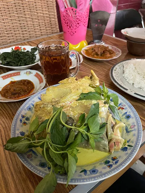 Rumah Makan Tanjakan