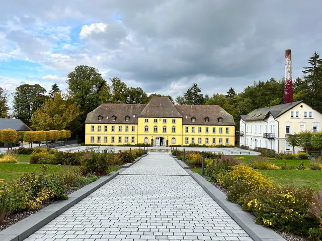 Schloss Alexandersbad
