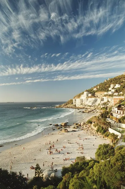 Saunders' Rocks Beach