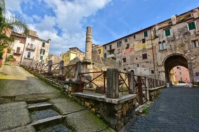 Terracina Capitolium