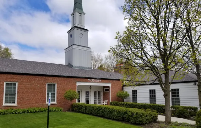 History Center of Lake Forest-Lake Bluff
