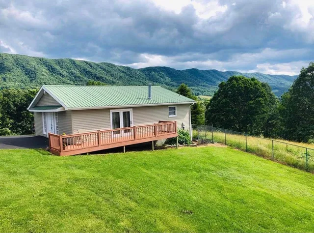 Lucy's Mountain View