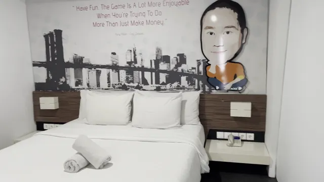 Berry Biz Hotel Sunset Road