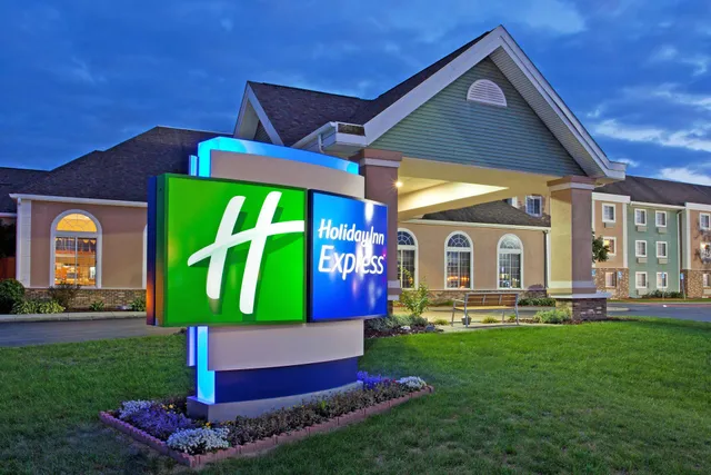 Holiday Inn Express Birch Run (Frankenmuth Area) by IHG