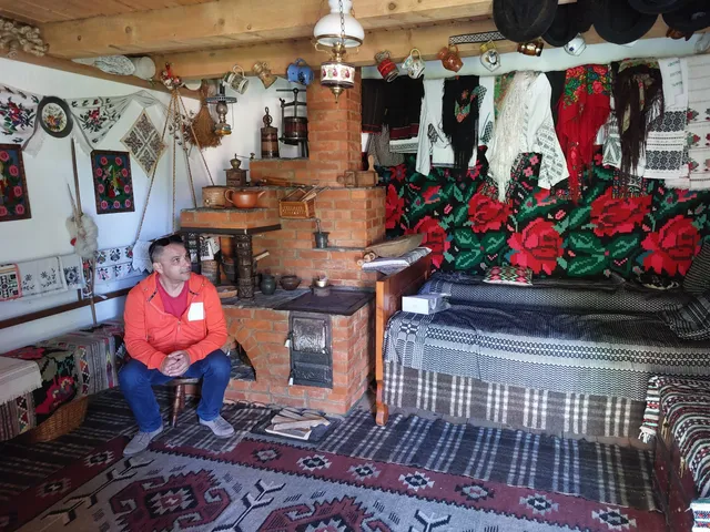 Ethnographic collection "congratulations DIONIZIE OLENICI"