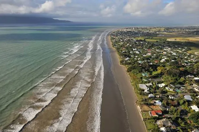 Paekakariki Beach