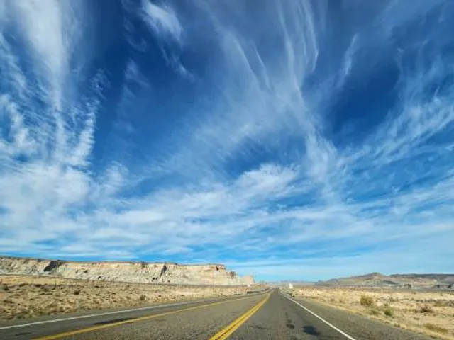 Skylight Arch Trailhead