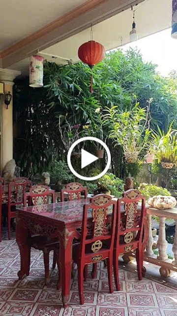 Tinh Gia Vien Restaurant