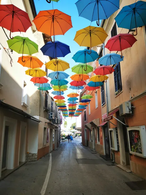 Live webcam Novigrad – Veliki Trg (big square) – Istria – Croatien