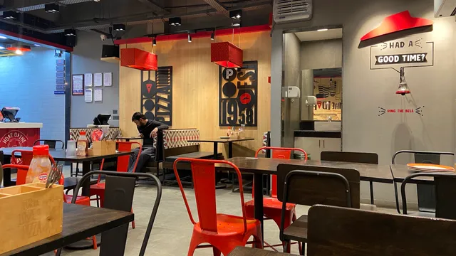 Pizza Hut | Annapurna, Indore