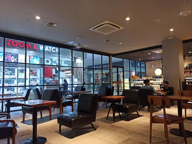 JCO COFFEE & DONUTS PLAZA ANDALAS